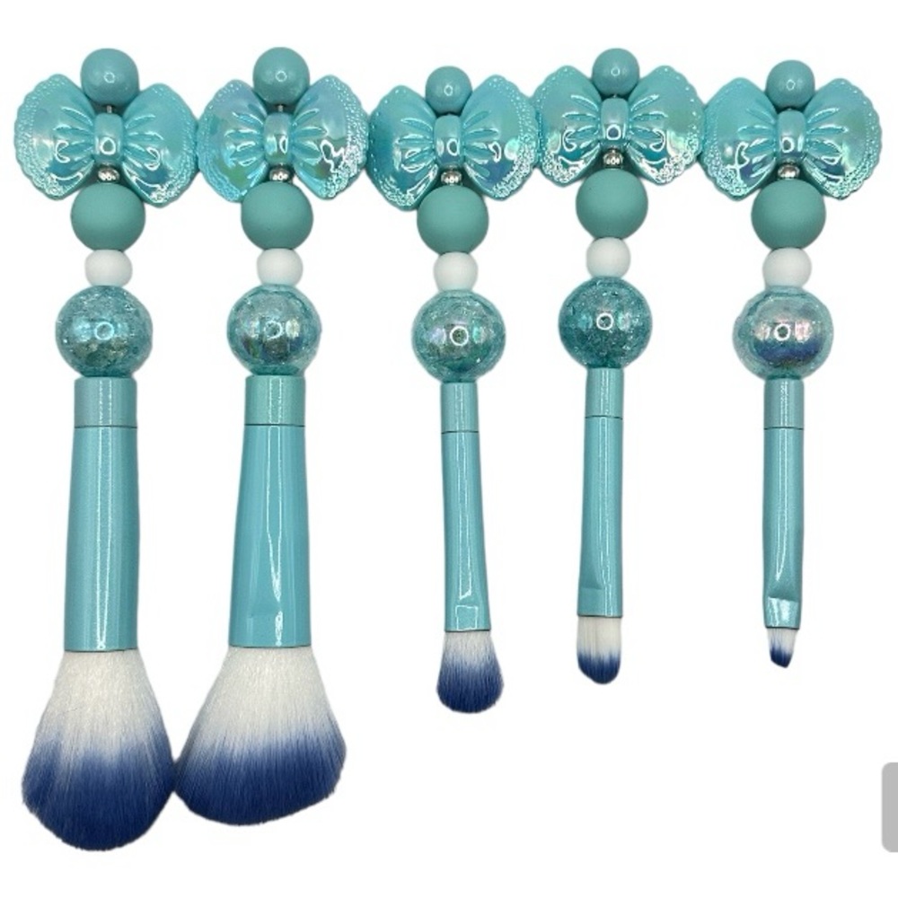 NEW BEAD MAKEUP BRUSH SET